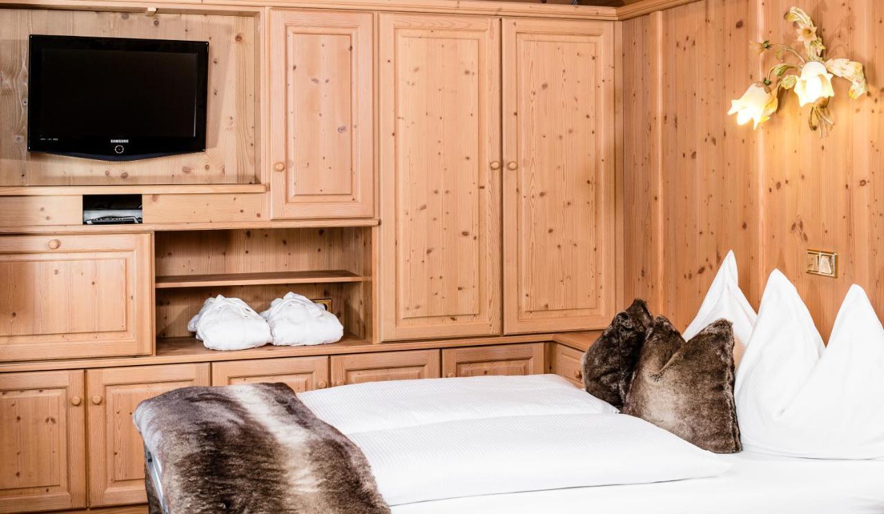 Suites Hotel Garden Selva di Val Gardena Dış mekan fotoğraf